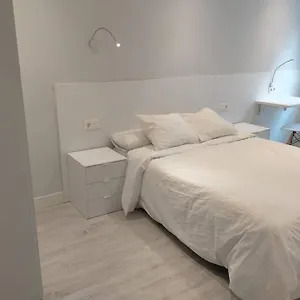 Recién Reformado En , Barakaldo España
